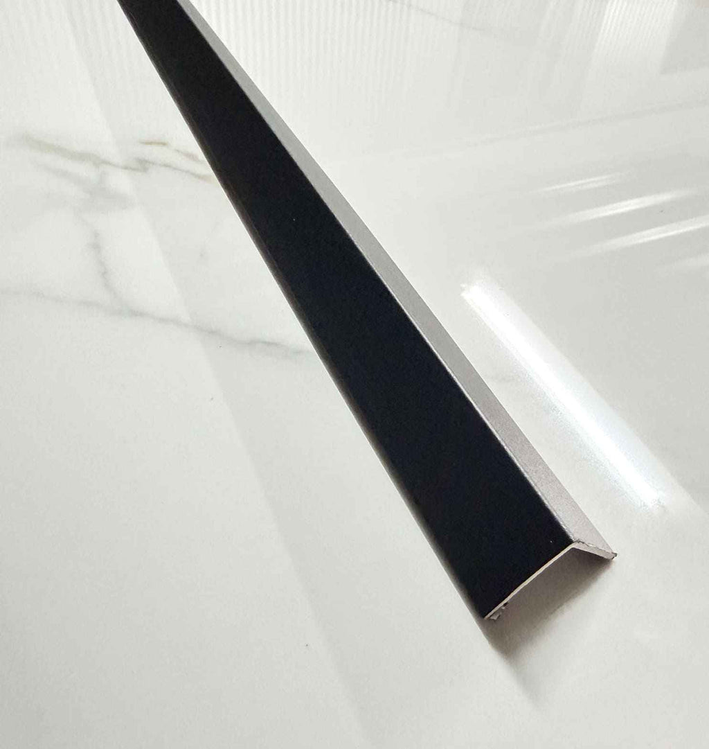 revo surfaces perfil angular pvc interior black 2