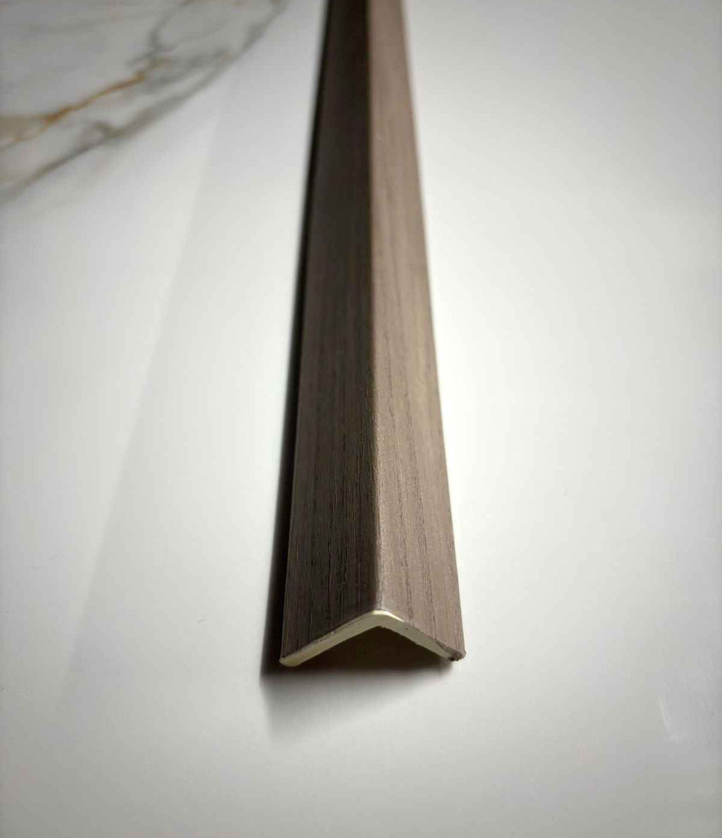 revo surfaces perfil angular wpc interior gris madera 1