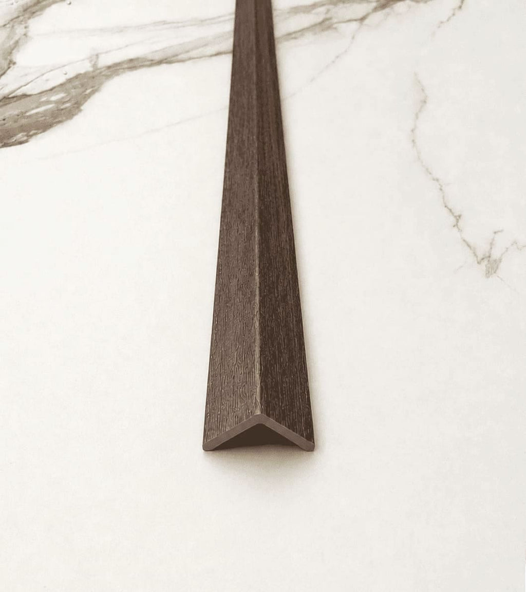 revo surfaces perfil angular wpc interior nogal oscuro 1