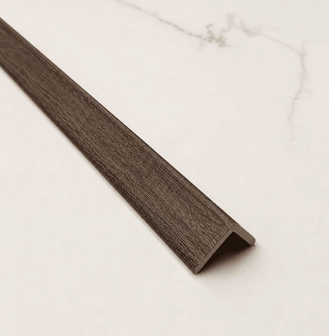 revo surfaces perfil angular wpc interior nogal oscuro 2